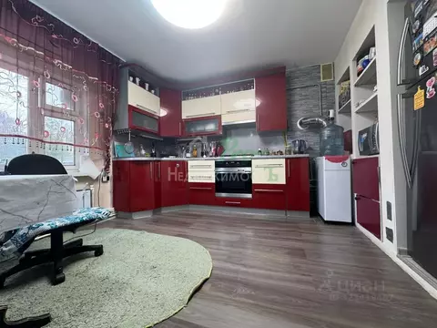 Дом в Краснодарский край, Ейский район, Камышеватская ст-ца Школьная ...