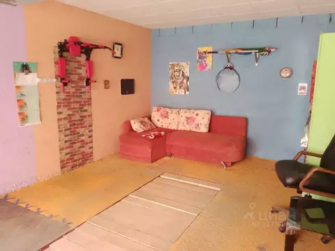 Гараж в Краснодарский край, Темрюк ул. Карла Либкнехта, 4 (24 м)