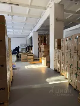 Склад в Красноярский край, Красноярск ул. Пограничников, 28 (350 м)