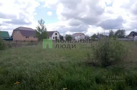 Участок в Орловская область, Орловский район, с. Старцево Полевая ул. ...