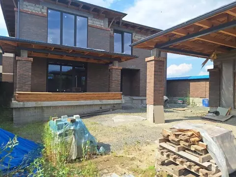 Дом в Северная Осетия, Владикавказ ул. Радужная (238 м)