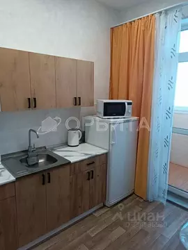 1-к кв. Тюменская область, Тюмень ул. Тимофея Чаркова, 69к1 (27.0 м)