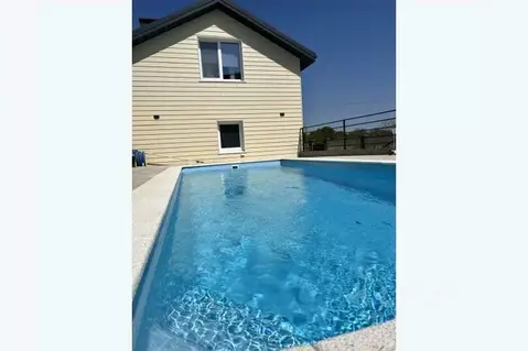 Дом в Севастополь пос. Любимовка, ул. Южногородская (120 м)