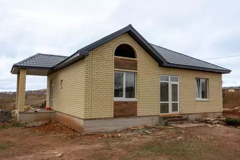 Дом в Оренбургская область, Оренбургский район, пос. Соловьевка ...