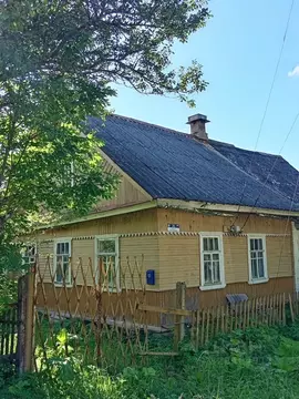 Дом в Ленинградская область, Сланцевский район, Новосельское с/пос, д. ...