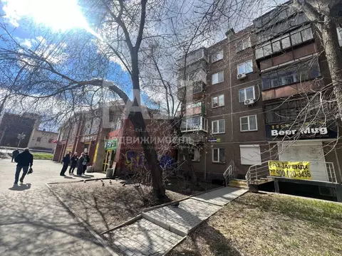 Помещение свободного назначения в Челябинская область, Челябинск ул. ...