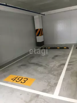 Гараж в Тюменская область, Тюмень ул. Тимофея Чаркова, 83 (14 м)