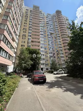 Продается 3-комнатная квартира