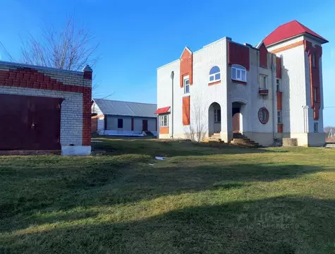 Дом в Белгородская область, Белгородский район, Бессоновское с/пос, с. ...