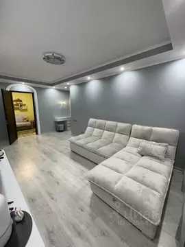 3-к кв. Омская область, Омск Заозерный мкр, ул. Лаптева, 3 (58.0 м)