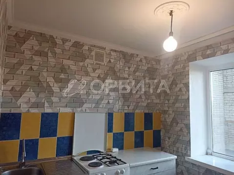 1-к кв. Тюменская область, Тюмень ул. Ватутина, 19 (33.7 м)