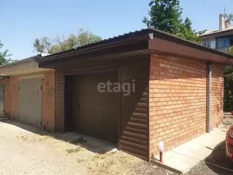 Гараж в Краснодарский край, Щербиновское с/пос, пос. Щербиновский ул. ...