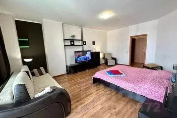 1-к кв. Тюменская область, Тюмень Комсомольская ул., 75 (56.0 м)