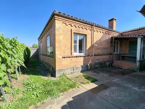 Дом в Краснодарский край, Темрюкский район, пос. Сенной Азовский пер. ...