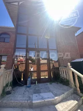 Дом в Ростовская область, Ростов-на-Дону ул. Атарбекова (304 м)