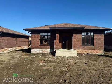 Дом в Ставропольский край, Михайловск Шпаковский район, пер. ...