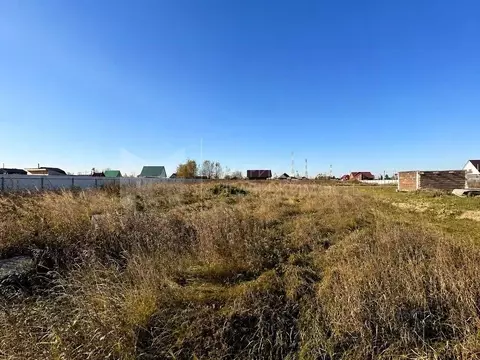 Участок в Тюменская область, Тюменский муниципальный округ, с. ...