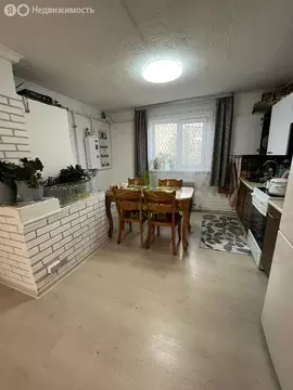 Дом в Улан-Удэ, улица Трубачеева, 140/2 (100 м)