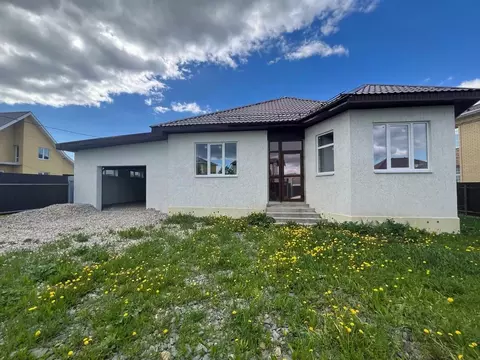 Дом в Свердловская область, Белоярский муниципальный округ, с. ...