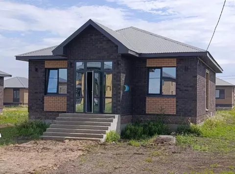 Дом в Башкортостан, Уфимский район, Дмитриевский сельсовет, д. ...