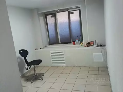 Офис в Свердловская область, Екатеринбург ул. Рощинская, 72А (16 м)