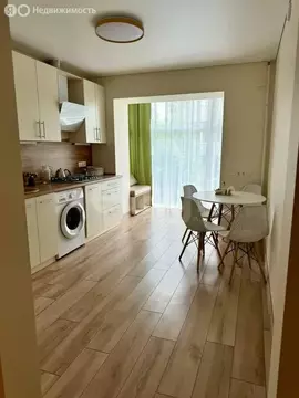 1-комнатная квартира: Таганрог, Котлостроительная улица, 34-9 (48 м)