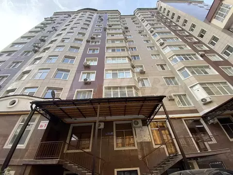 3-комнатная квартира: Махачкала, улица Юсупа Акаева, 25А (125 м)