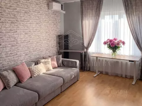 2-к кв. Санкт-Петербург Парашютная ул., 23к2 (70.0 м)