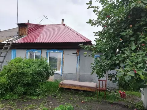 Дом в Алтайский край, Топчихинский район, с. Переясловка Молодежная ...