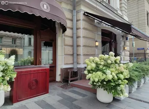 Торговая площадь (213.5 м)
