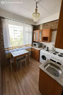 3-комнатная квартира: Санкт-Петербург, проспект Авиаконструкторов, 13 ...