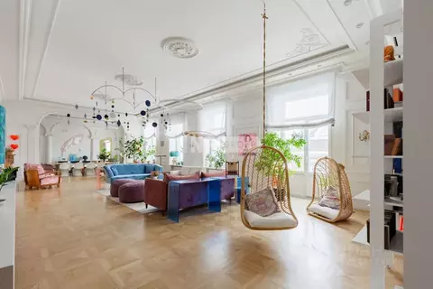 6-к кв. Москва Мясницкая ул., 15 (320.7 м)