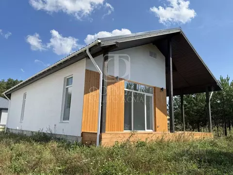 Дом в Свердловская область, Белоярский муниципальный округ, пос. ...