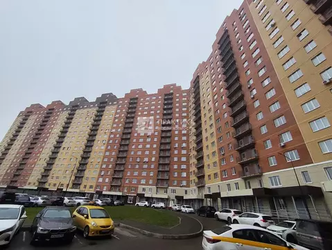 Продается 3-комнатная квартира