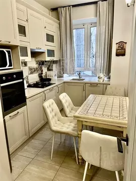 4-к кв. Москва Мантулинская ул., 16 (90.0 м)