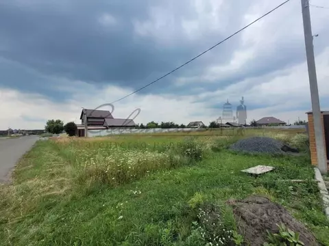 Участок в Белгородская область, Старый Оскол ул. Отрадная (18.65 сот.)