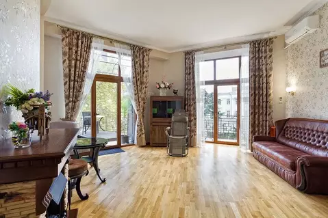 1-к кв. Крым, Ялта ул. Боткинская, 2В (56.0 м)