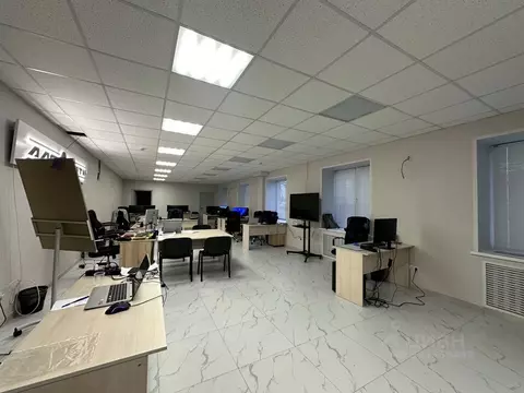 Помещение свободного назначения в Татарстан, Казань ул. Родины, 7 (126 ...