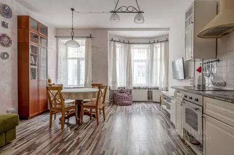 4-к кв. Санкт-Петербург Малая Подьяческая ул., 8 (121.0 м)