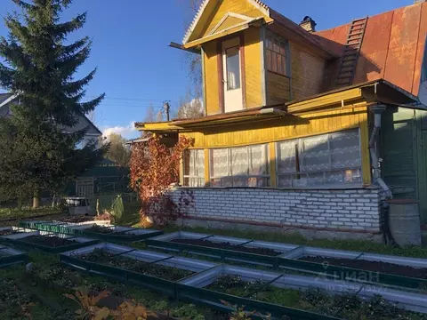 Дом в Ленинградская область, Ломоносовский район, Виллозское городское ...