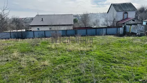 Участок в Волгоградская область, Волгоград Золотая Осень СНТ, ул. 5-я ...