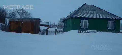 Дом в Новосибирская область, Кочковский район, с. Черновка ул. ...