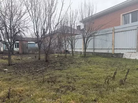 Участок в Ростовская область, Батайск ул. Комарова (5.86 сот.)