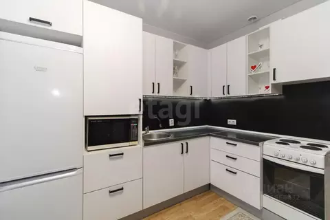 1-к кв. Тюменская область, Тюмень ул. Мельникайте, 38к1 (41.8 м)