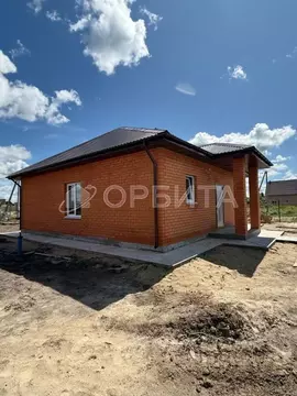 Дом в Тюменская область, Тюменский муниципальный округ, с. Мальково ...