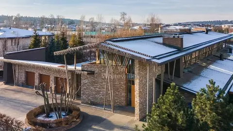 Коттедж в Московская область, Одинцовский городской округ, д. Жуковка, ...