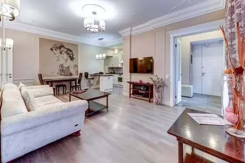 1-к кв. Санкт-Петербург Кузнечный пер., 14б (70.0 м)