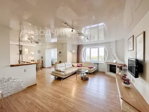 4-к кв. Чувашия, Чебоксары ул. Спиридона Михайлова, 1 (147.8 м)