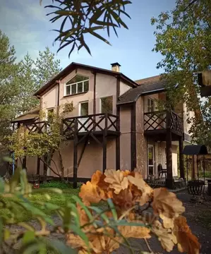 Дом в Санкт-Петербург, Санкт-Петербург, Петергоф ул. Демьяна Бедного, ...