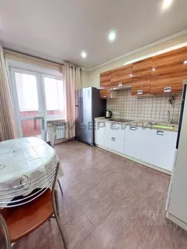 2-к кв. Калужская область, Калуга ул. 65 лет Победы, 35 (61.0 м)